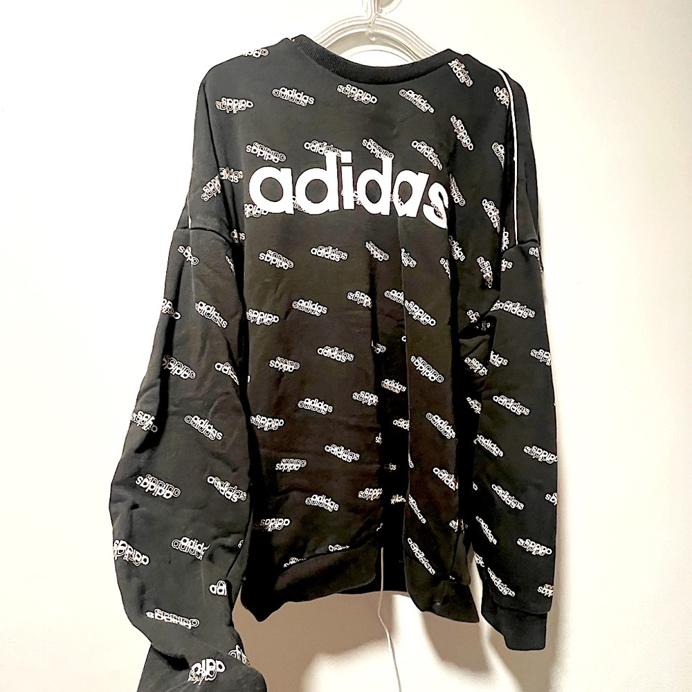 Adidas Crewneck Sweatshirt Black White Sweater Long Sleeve Cozy Logo - Picture 1 of 5